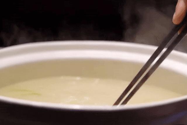 300公里外的“海鲜世家”登陆浦东！想吃要等8小时……