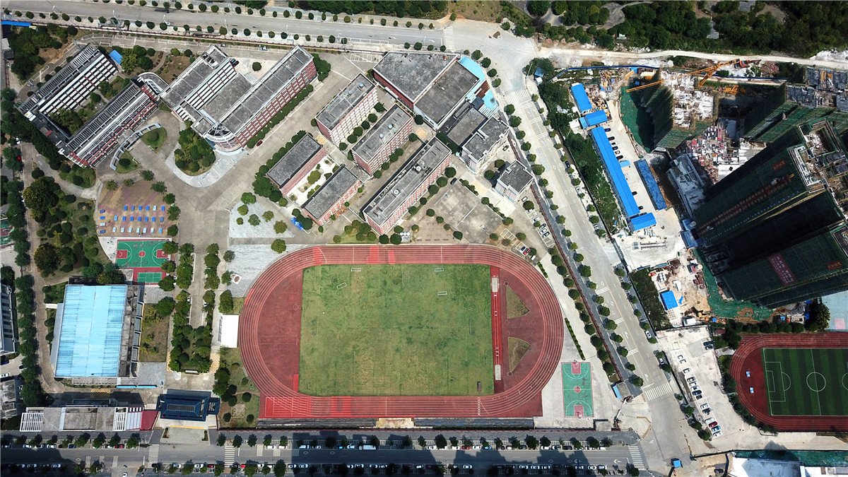 临桂区桂林中学,桂林临桂第三中学