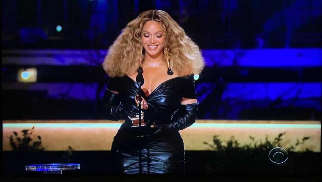 格莱美奖年度唱片奖,格莱美年度最佳专辑提名