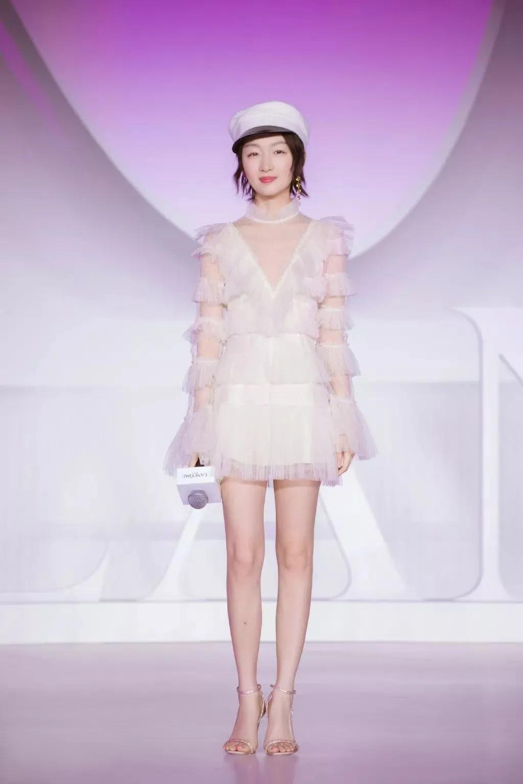 周冬雨过去的小粗腿,小粗腿逆袭