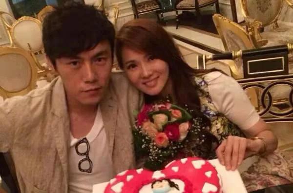 伊能静的坎坷情史:亲手葬送23年感情,离婚后嫁秦昊收获幸福