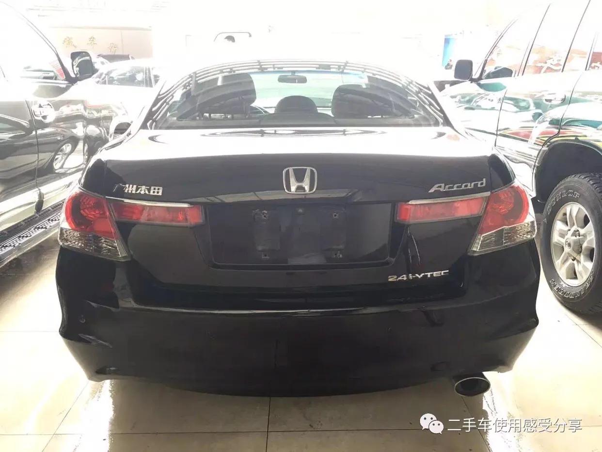 2012年八代雅阁2.0二手车值多少钱,10年的八代雅阁值得买吗