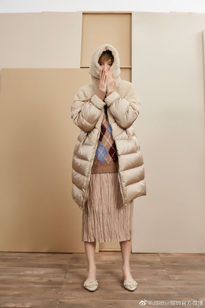 衣柜常用衣服材质,拜托了衣橱秋裤