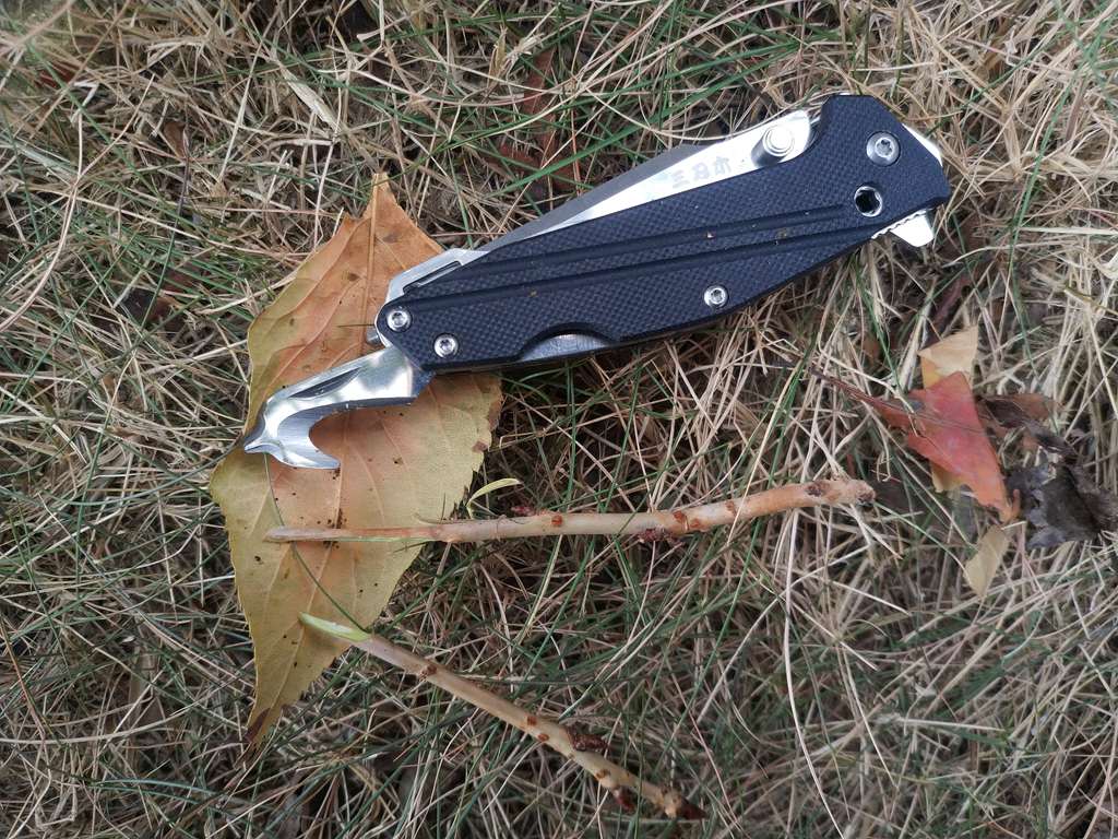 三刃木折叠小刀户外测评,三刃木折叠小刀怎么玩
