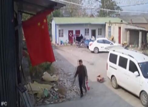 冒充消防员卖灭火器,冒充消防队直播推销灭火器