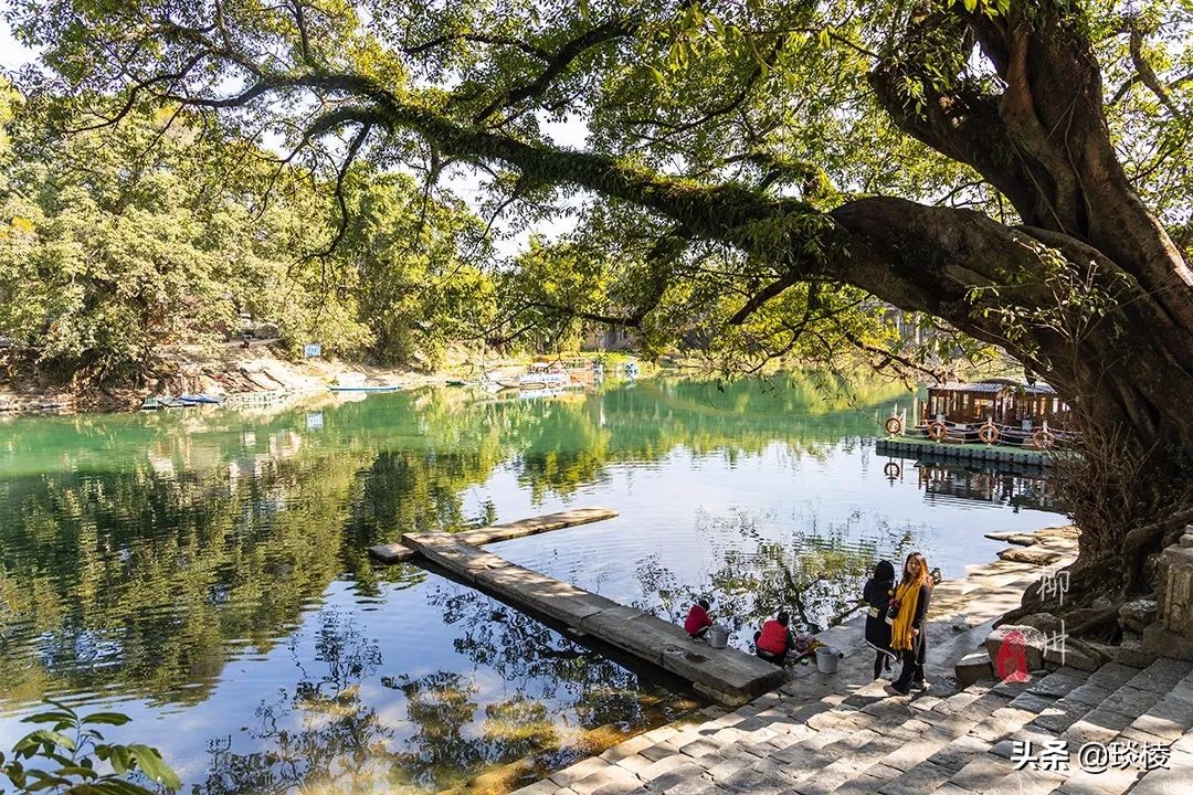 手里拿的不是大刀?最有文化的关二爷竟然藏在个古镇里