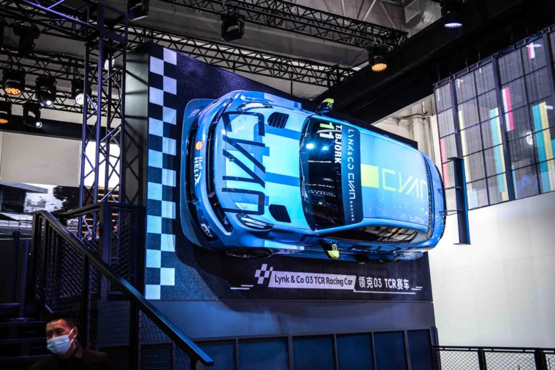 国产家轿不将就，现场堪比迪士尼，北京车展除了新车还看些啥？