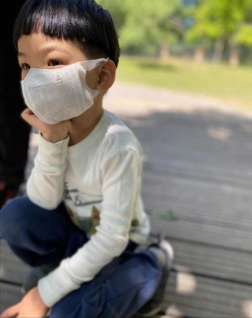 出门吃饭带上锅，在家吃饭用公筷，刘璇“讲究”的背后其实是无奈