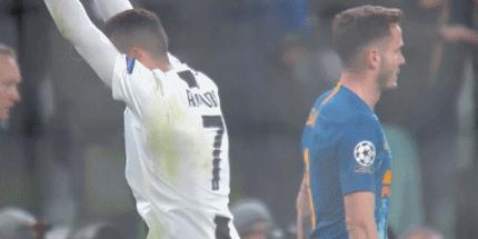 c罗霸气入场视频,c罗威武的视频