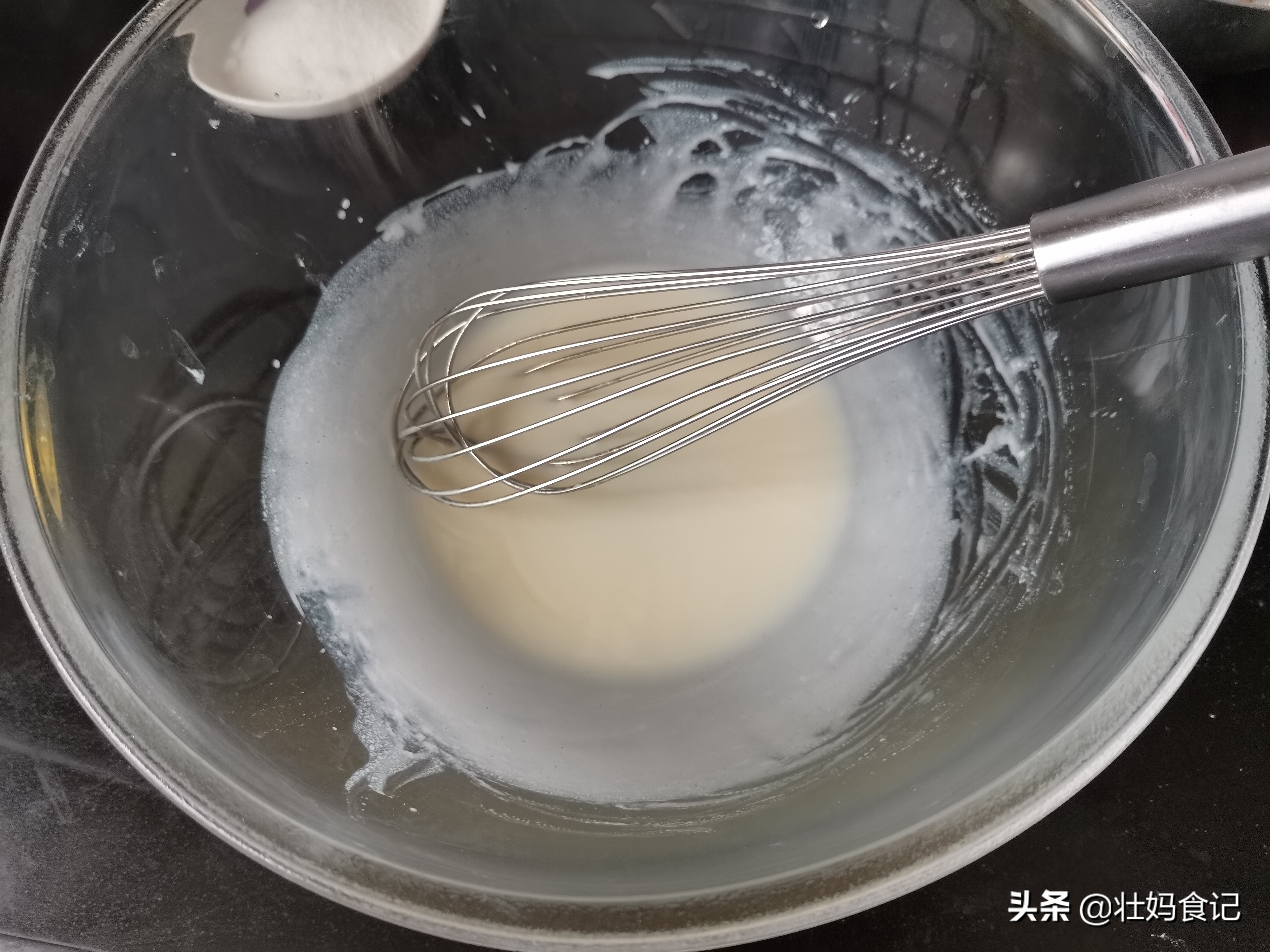 超详细的戚风蛋糕教程,学会戚风可以做什么甜品