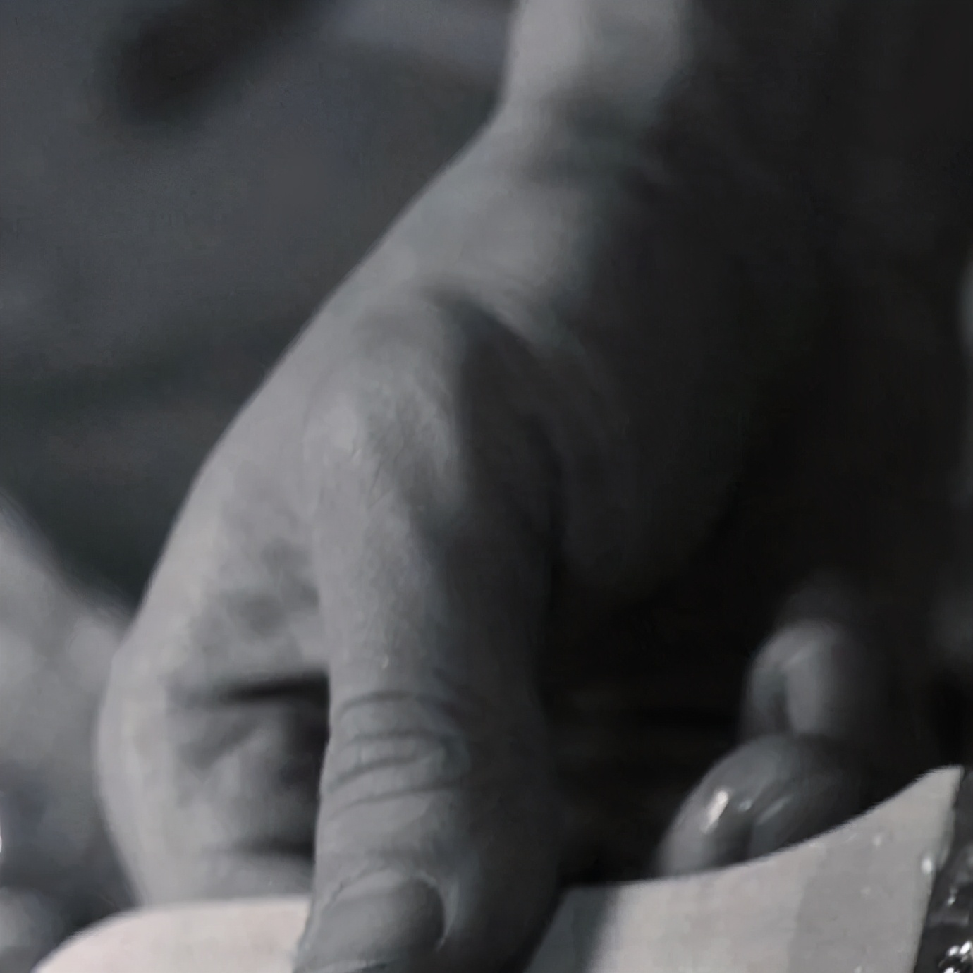 SAUVEREIGN：你听过金箔鞋跟的传奇吗？