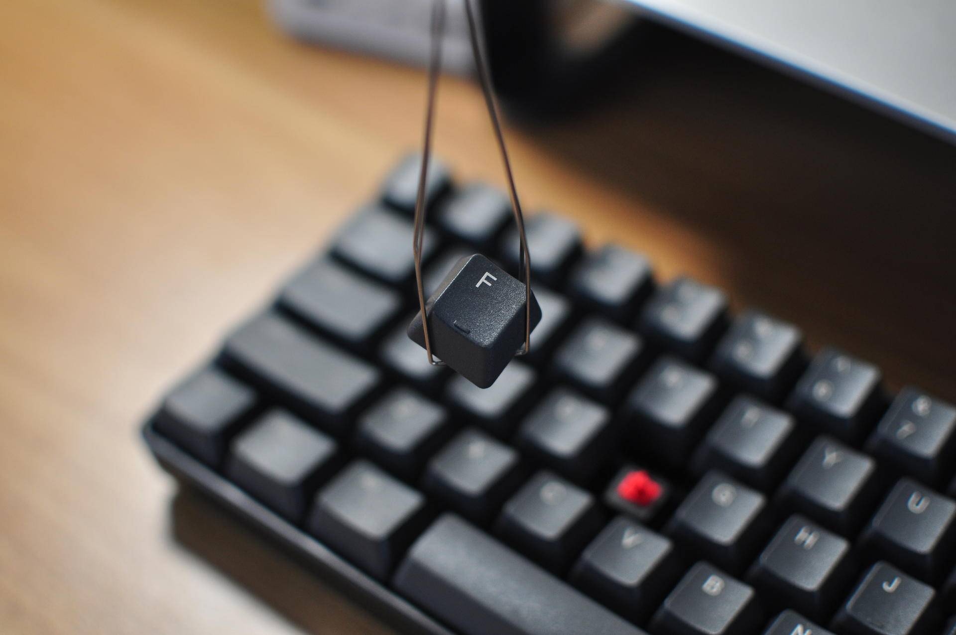 雷柏入门级机械键盘,雷柏v860-87游戏机械键盘详解