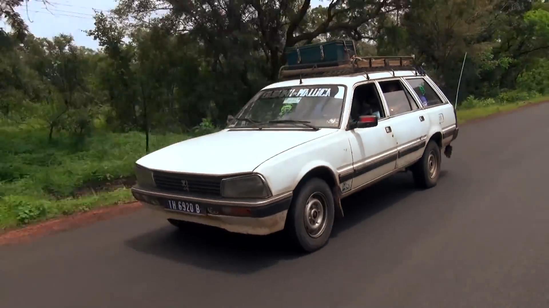 非洲小哥淘来法国二手车开出租，280公里只要47元，但要开12小时