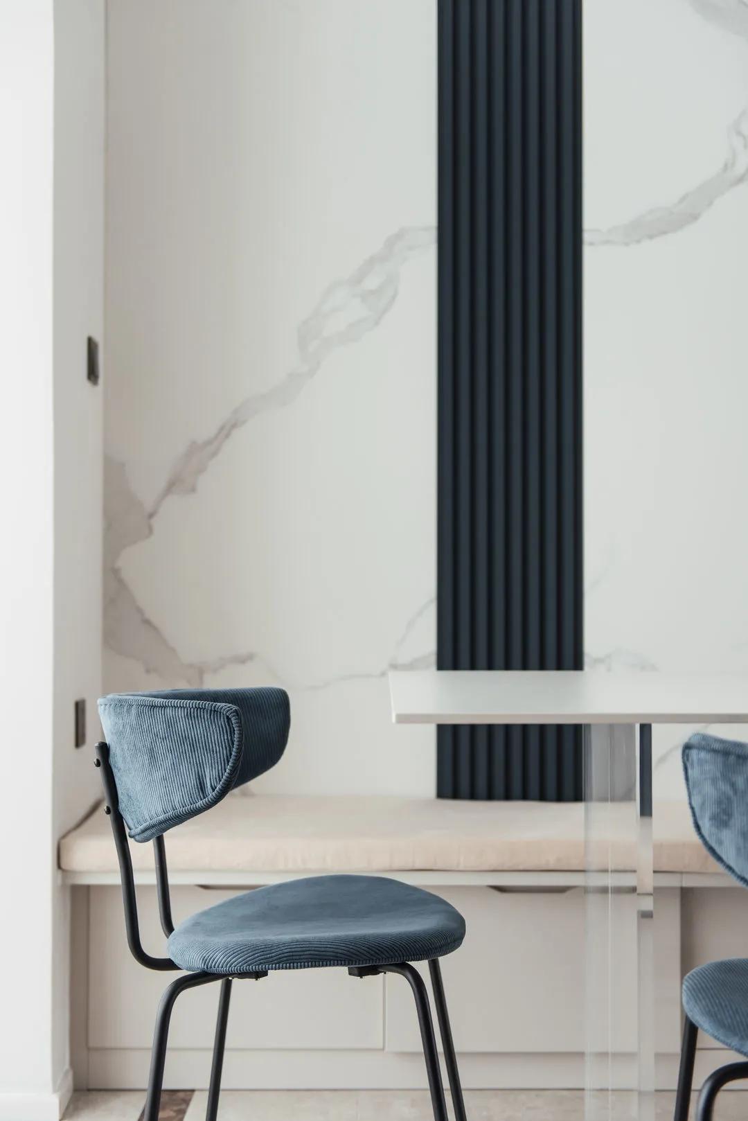 95后小姐姐温暖三居，家里电视背景和餐桌竟然都是悬浮的