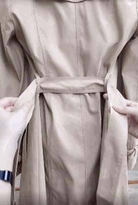 风衣怎么穿才好看简单,新式风衣穿搭技巧