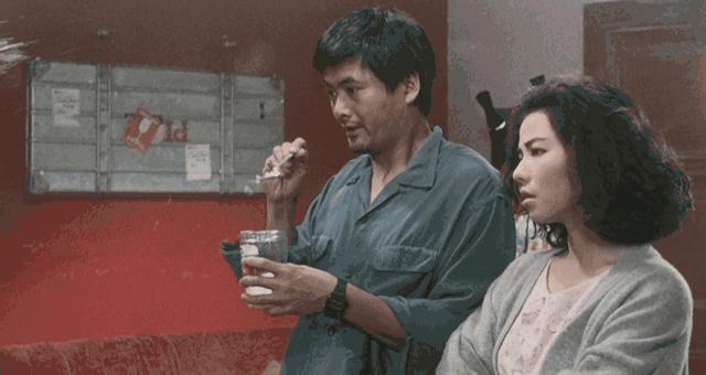 周润发的坎坷之路，曾事业爱情双双陷入低谷，吞食消毒液“自杀”