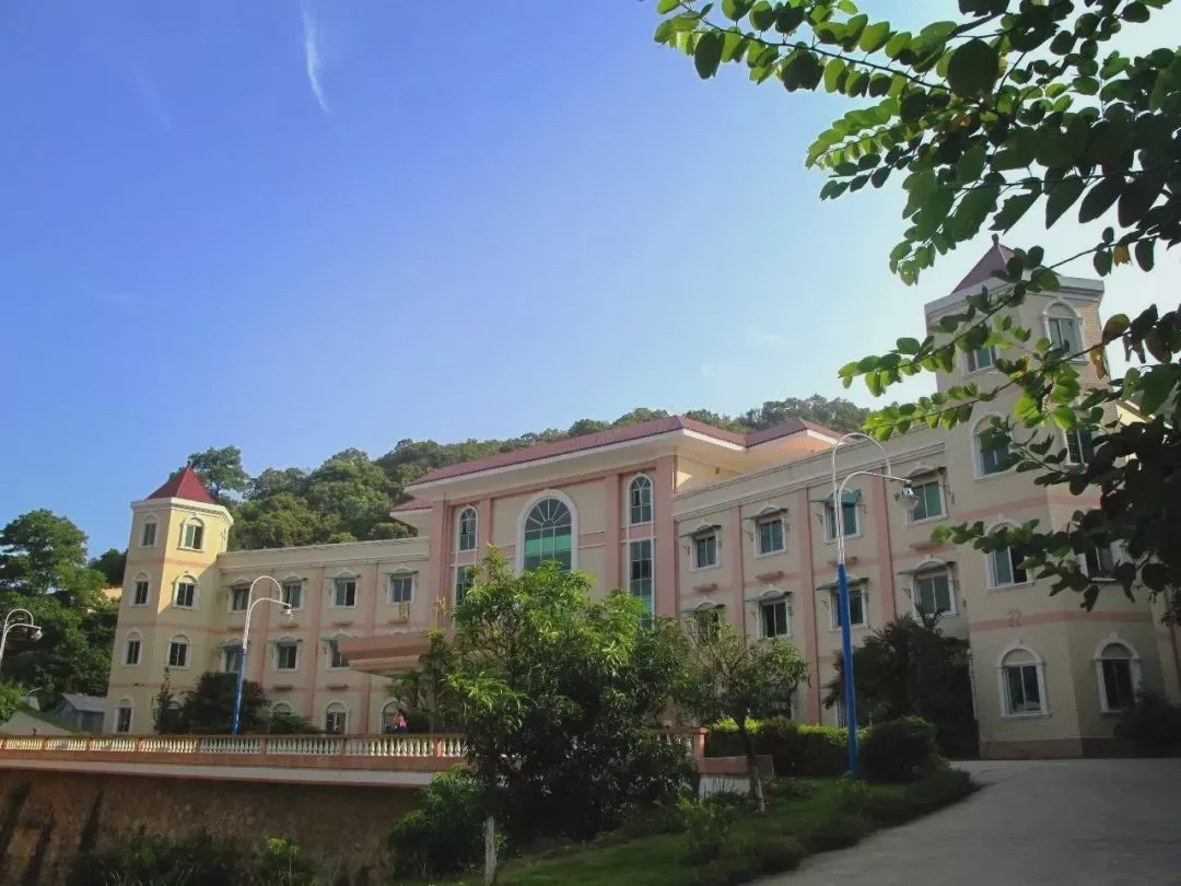 广州比较有名的学校有哪些,广州有没有什么学校比较好的