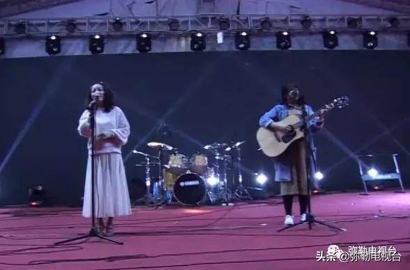 昆明弥勒人山人海,来弥勒玩人山人海