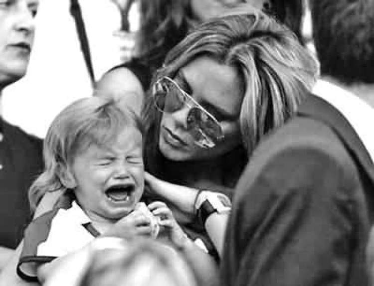 贝克汉姆和维多利亚现在关系,维多利亚面对小贝出轨如何调解