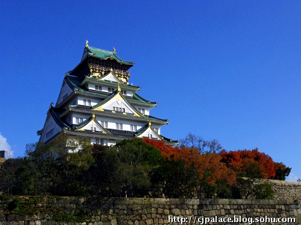 日本魔法城堡,日本城堡和欧洲城堡