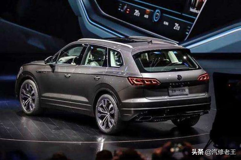 17年大众途锐和14年宝马x5哪个好,2022大众途锐豪华版图片