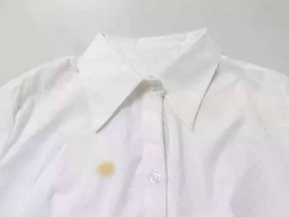 黑polo衫衣领发白怎么办,黑色衣服衣领发白怎么恢复黑