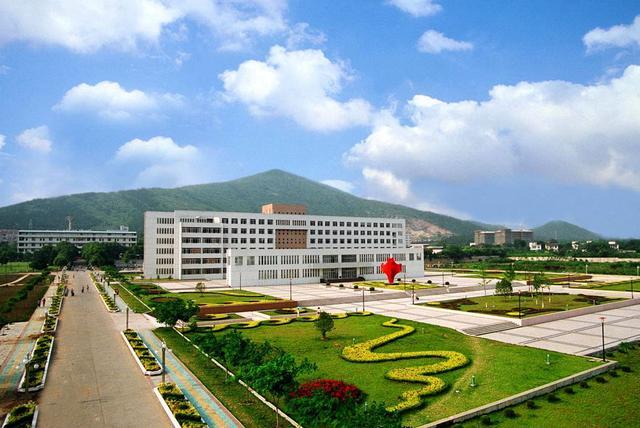 巢湖探幽：汤山有个仙人洞