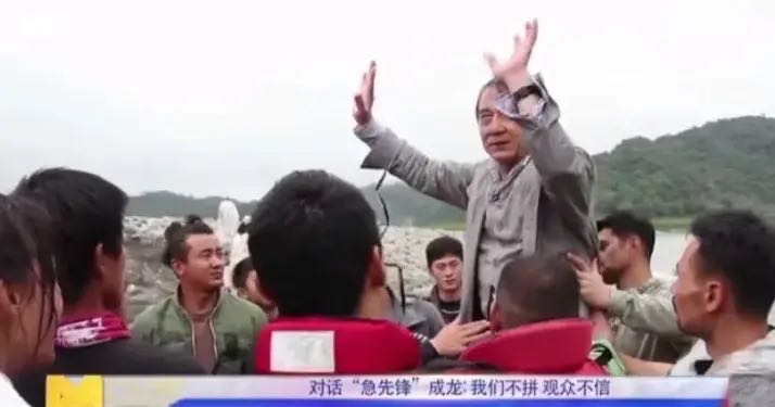 成龙洪金宝这段对白看哭了多少人,洪金宝成龙纷纷落泪