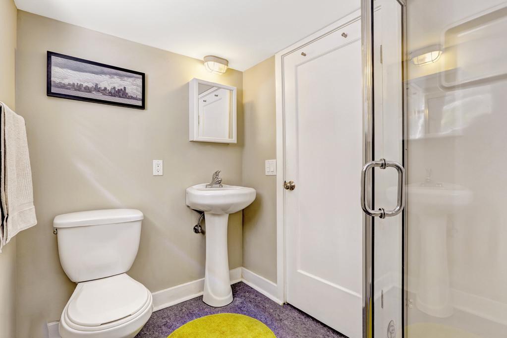 卫生间门怎么选好看好用,卫生间门怎么选购最佳方法