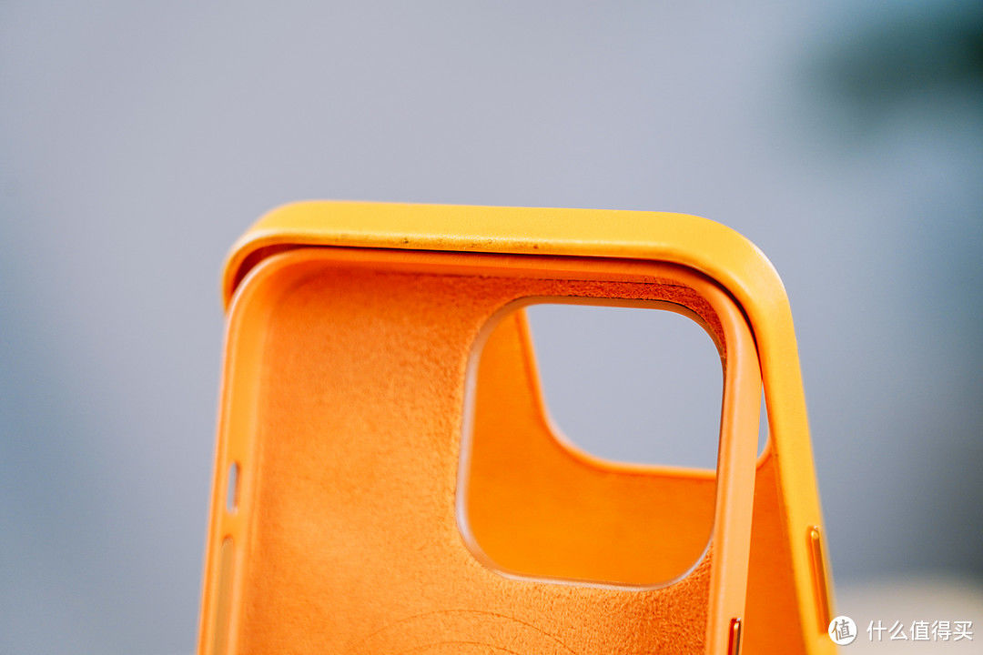 iphone13pro后盖苹果标,iphone13pro换电芯使用感受