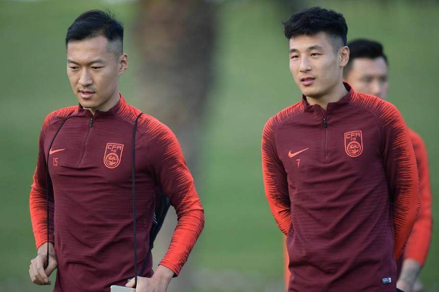 国足球星对武磊的评价,国足主帅李铁亮相赞扬武磊