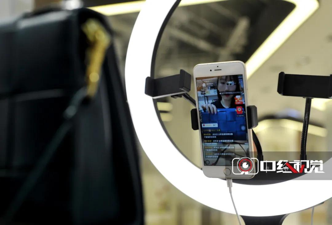 干掉GMV:数据注水,骗术升级,撕掉直播电商的虚假繁荣面纱