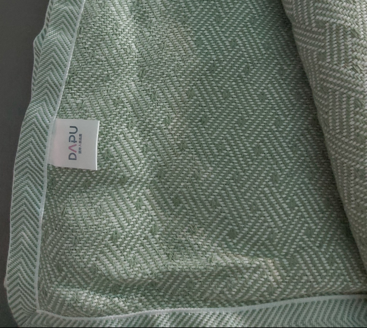 什么凉席睡着舒服又凉快,什么凉席睡着舒服又凉快不粘皮