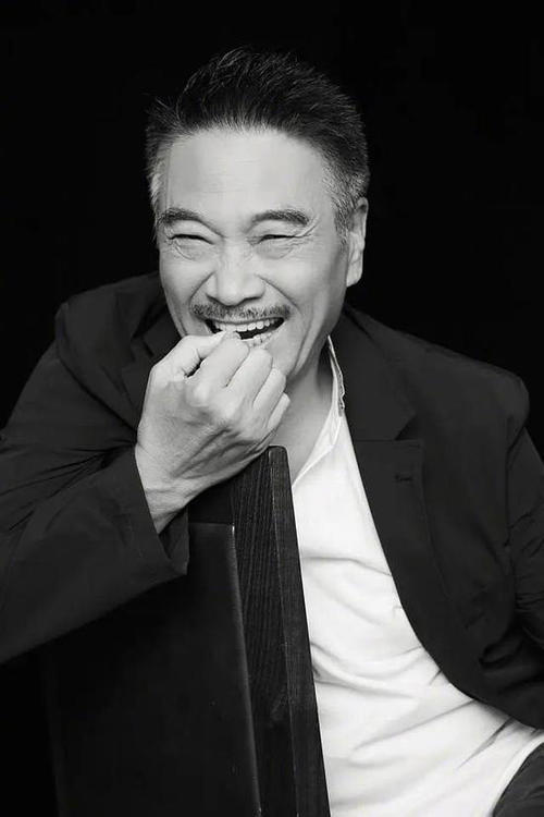 众明星悼念吴孟达,横店群演吴孟达