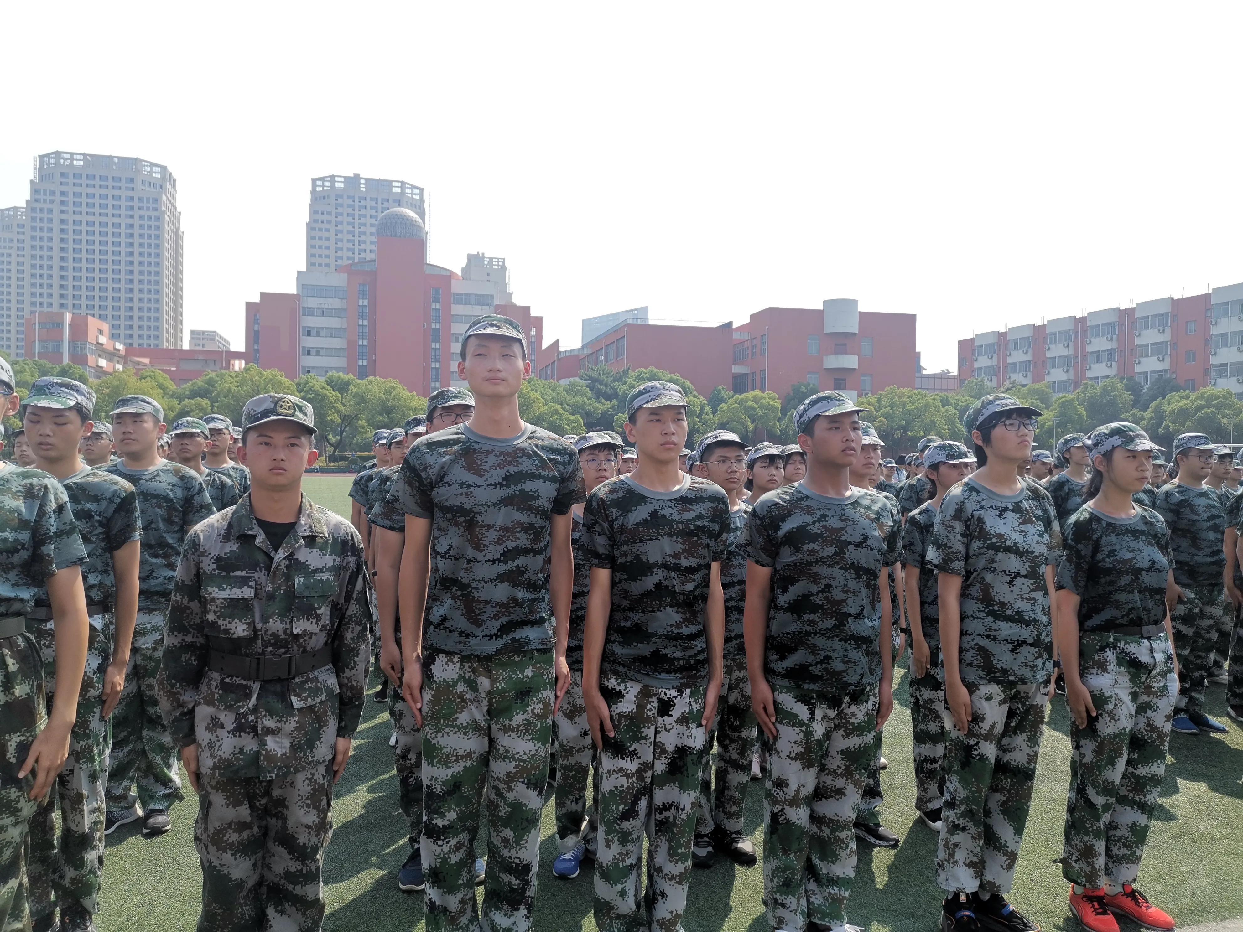 军训分列式日记,红五连战士的感悟