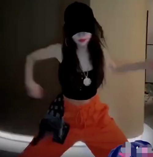 李小璐最新自拍秀小蛮腰,李小璐热舞大秀小蛮腰