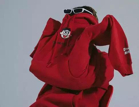 牵手MAC出口红，王者荣耀终于要对女生们的钱包下手了