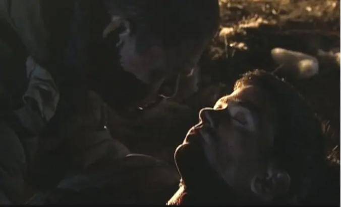 性感女神又演了一部姬片,挑战恋爱禁忌