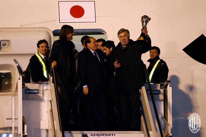 八年的美好,镌刻下永远的红黑色彩