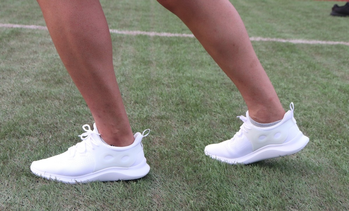 咕咚42k碳板跑鞋测评,咕咚智能5k跑鞋