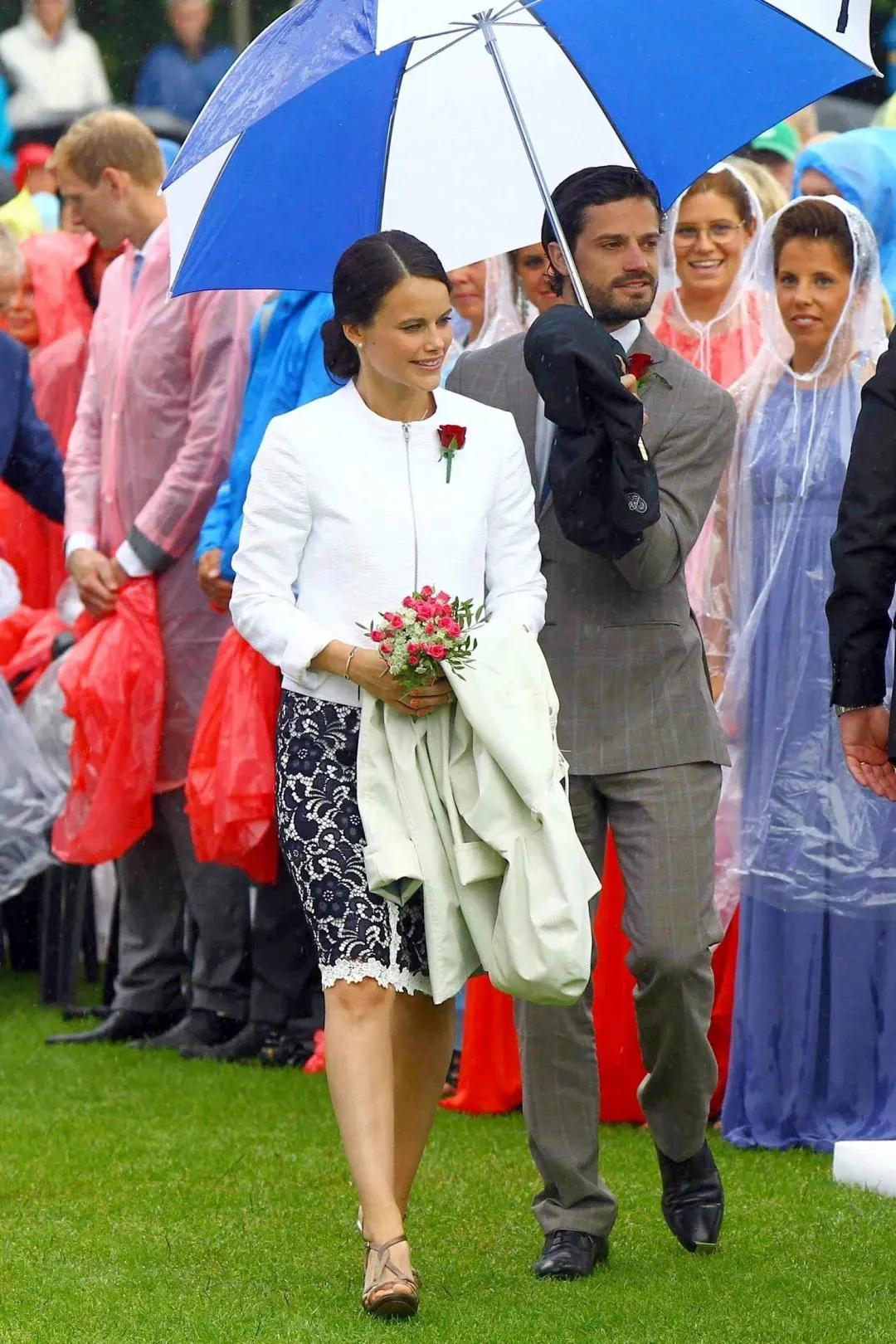 白天比基尼晚上夜店嗨小野模，怎么泡到欧洲王室最后的钻石王老五