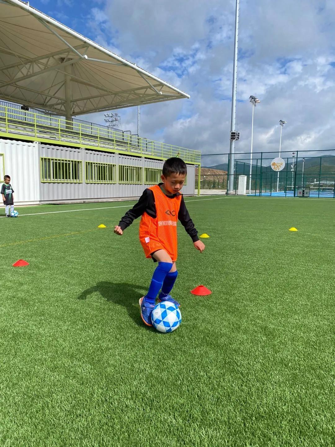 太舞足球训练营,太舞冬季训练营