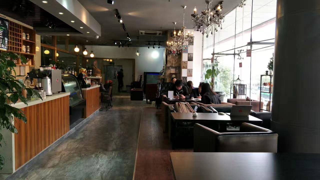 从草根创业者到ceo励志人生,90后草根逆袭ceo