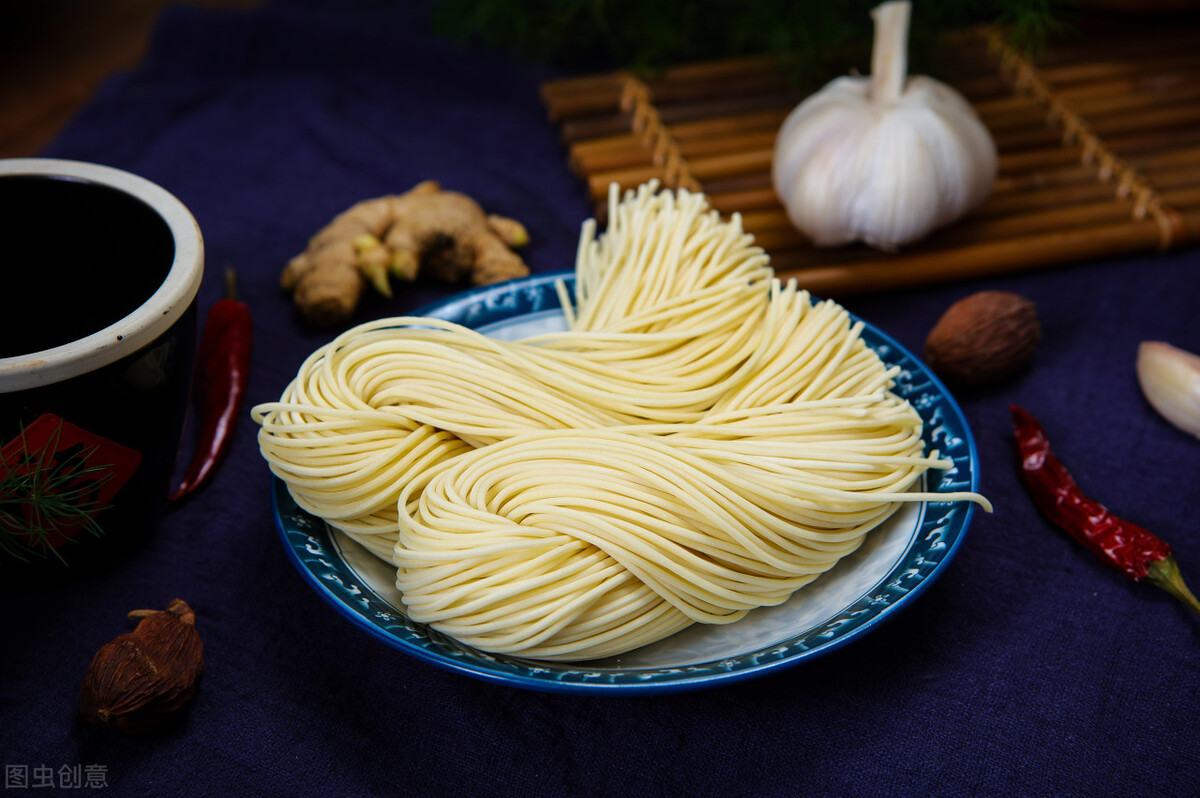 开个一人小面馆的成本和利润,做一个重庆小面的面馆利润如何