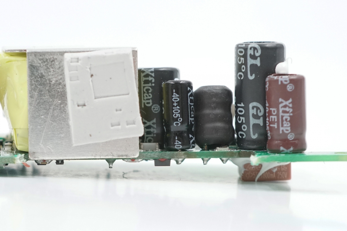 百达星连pt65s,百达星连无线充移动电源