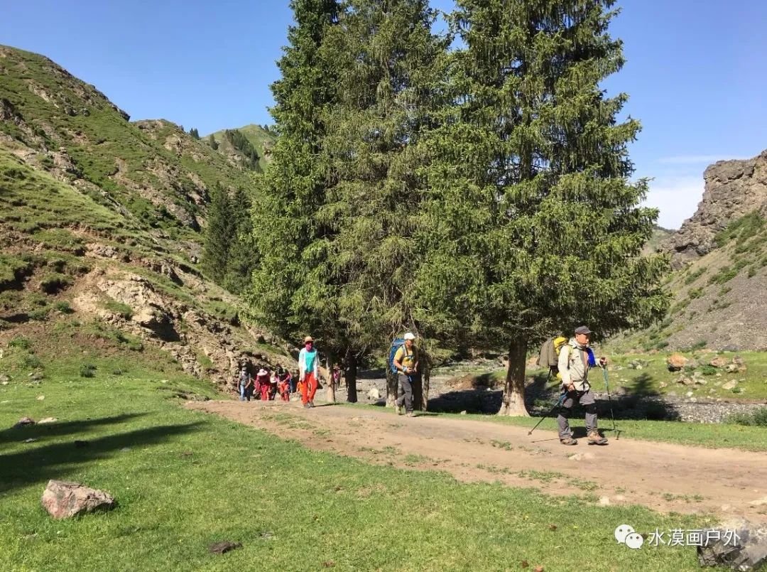 5月22漠海邀您天狼线湖峡花溪穿越「水漠画户外」2021徒步探索