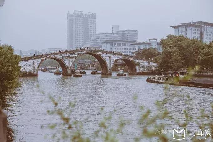 12月成都出发白菜价机票大全,4月机票低至99元