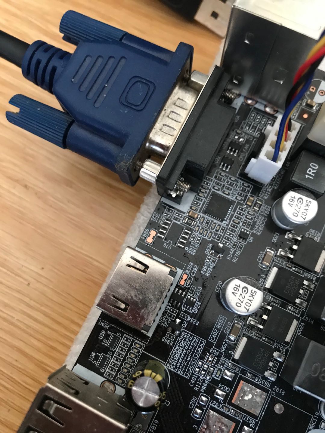 英特尔奔腾3处理器,英特尔300元以下最强cpu