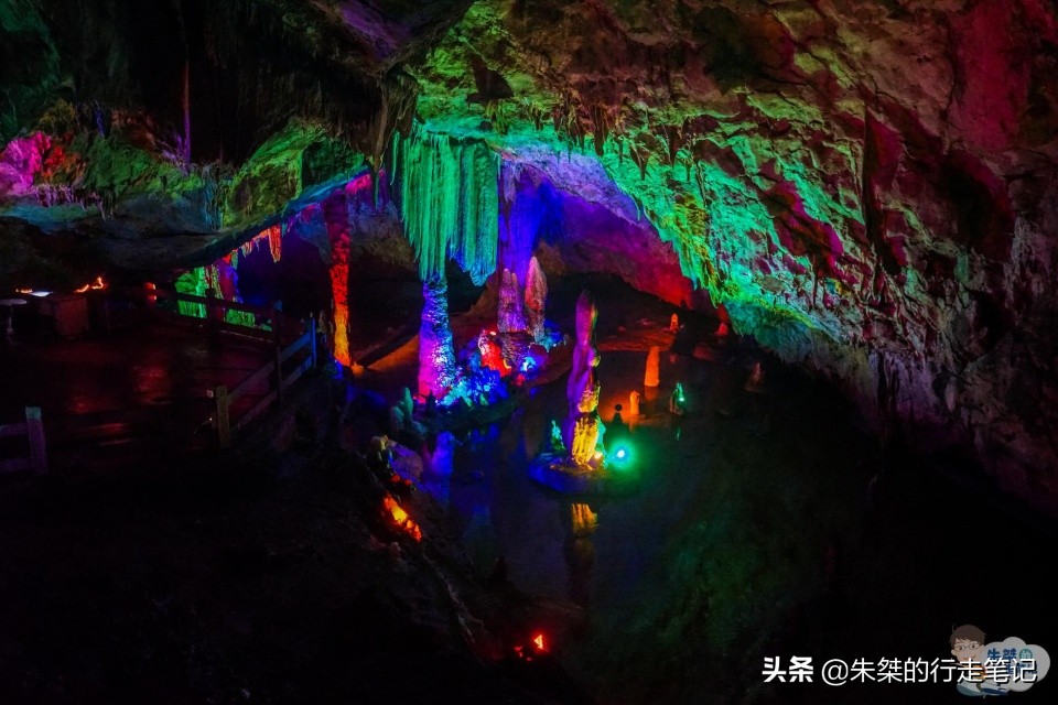 何必去看风景的句子,桂林三大溶洞免费