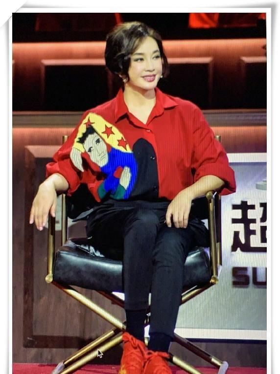 刘晓庆不化妆真人照片,刘晓庆的惊艳造型